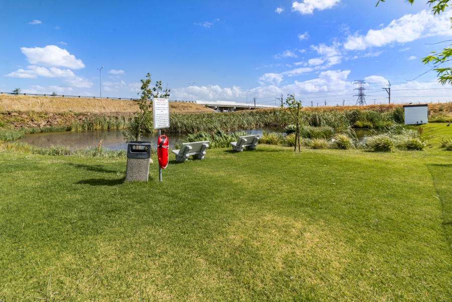 4 Bedroom Property for Sale in Aan de Wijnlanden Western Cape